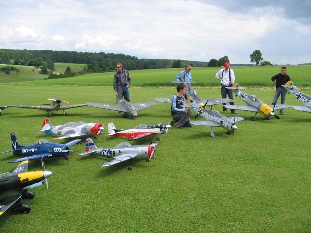 warbirdtreffen-parade (24).jpg